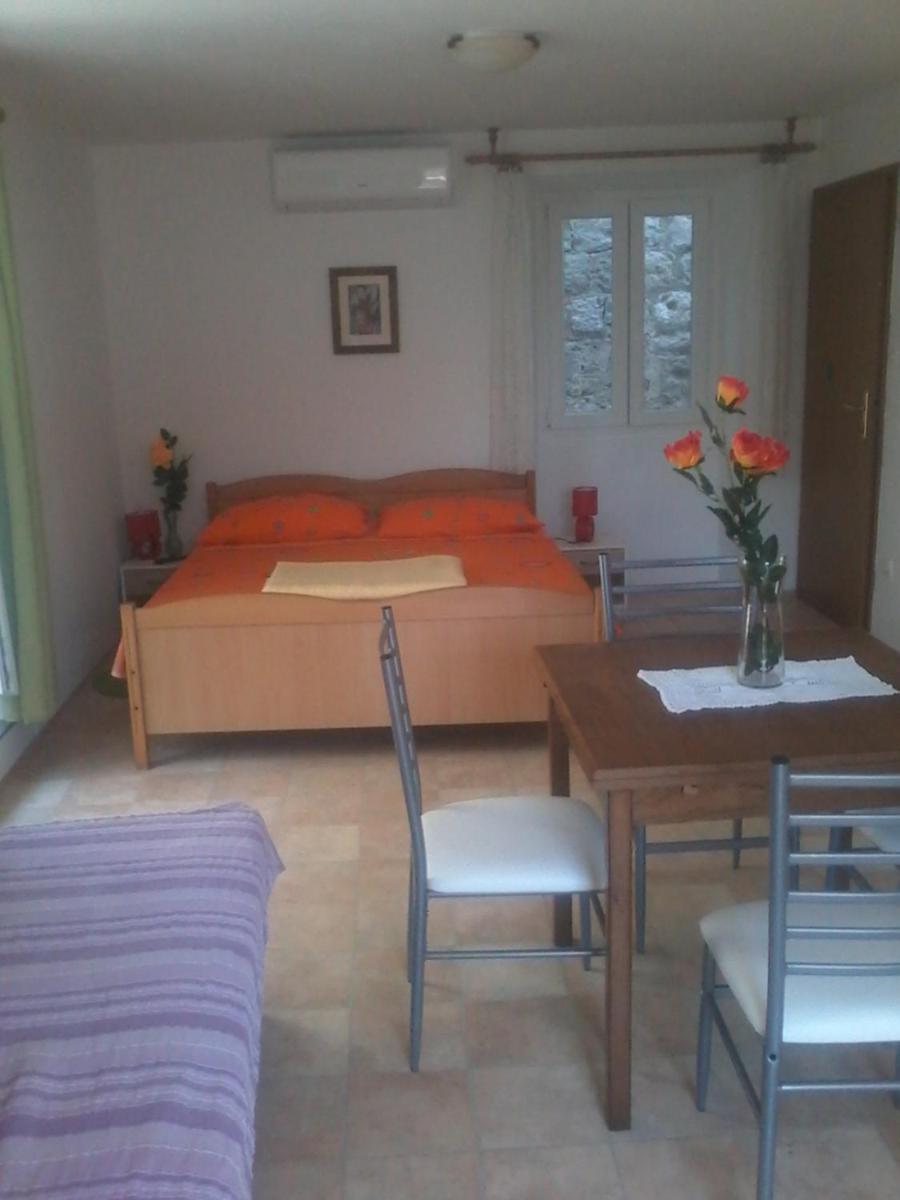 Apartments Volat Beaches Kastela Room photo